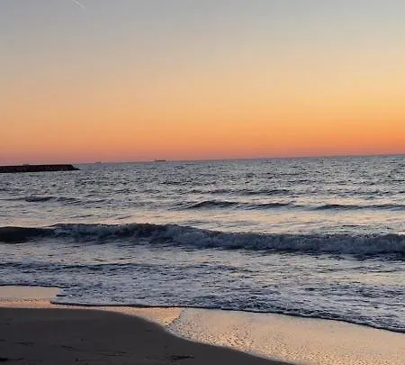 Apartment Sea Breeze